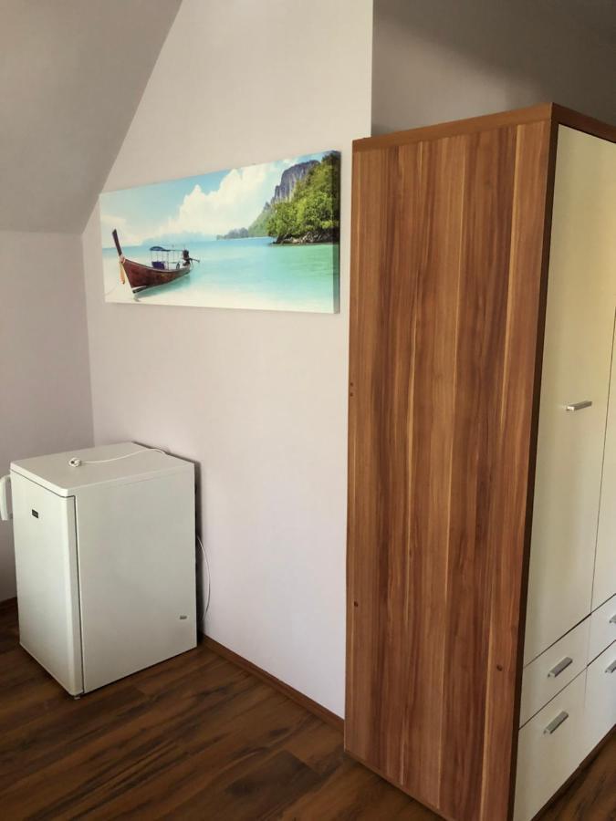 Kiscsere Vendeghaz Kallosemjen Exteriör bild