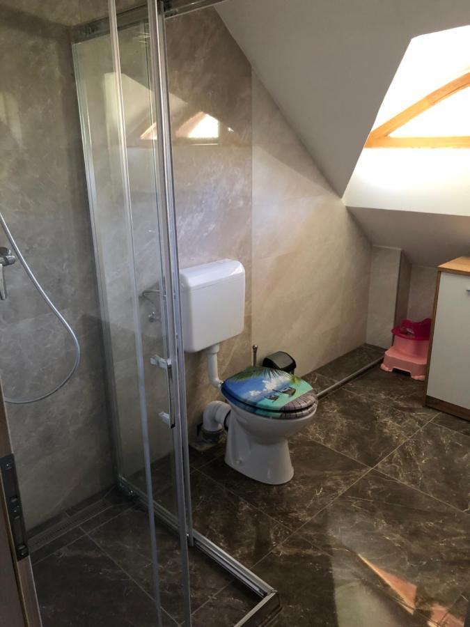 Kiscsere Vendeghaz Kallosemjen Exteriör bild